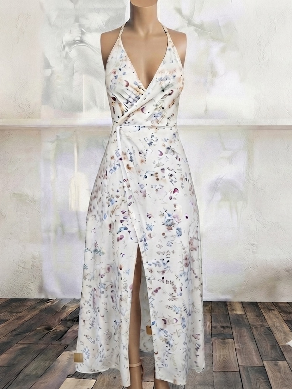 Elegant Ivory Floral Backless Maxi Dress